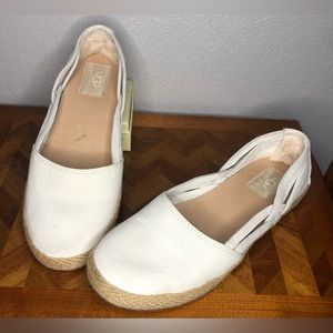 UGG Cicely cream leather slip on shoe 6.5